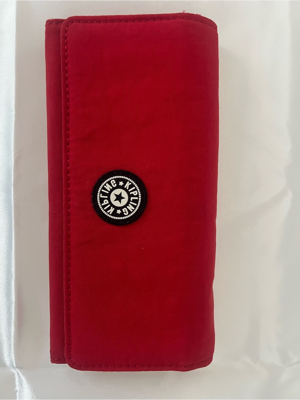 Kipling Red Nylon Large Trifold
Organizer Wallet